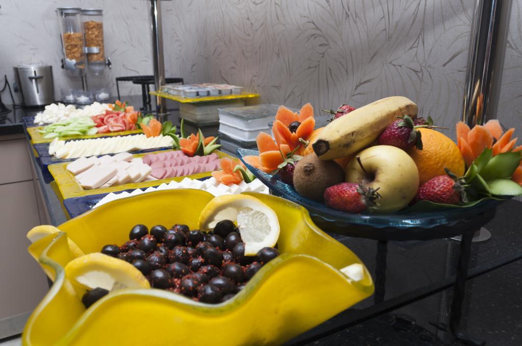 Sultan Hotel Мерсин Екстериор снимка